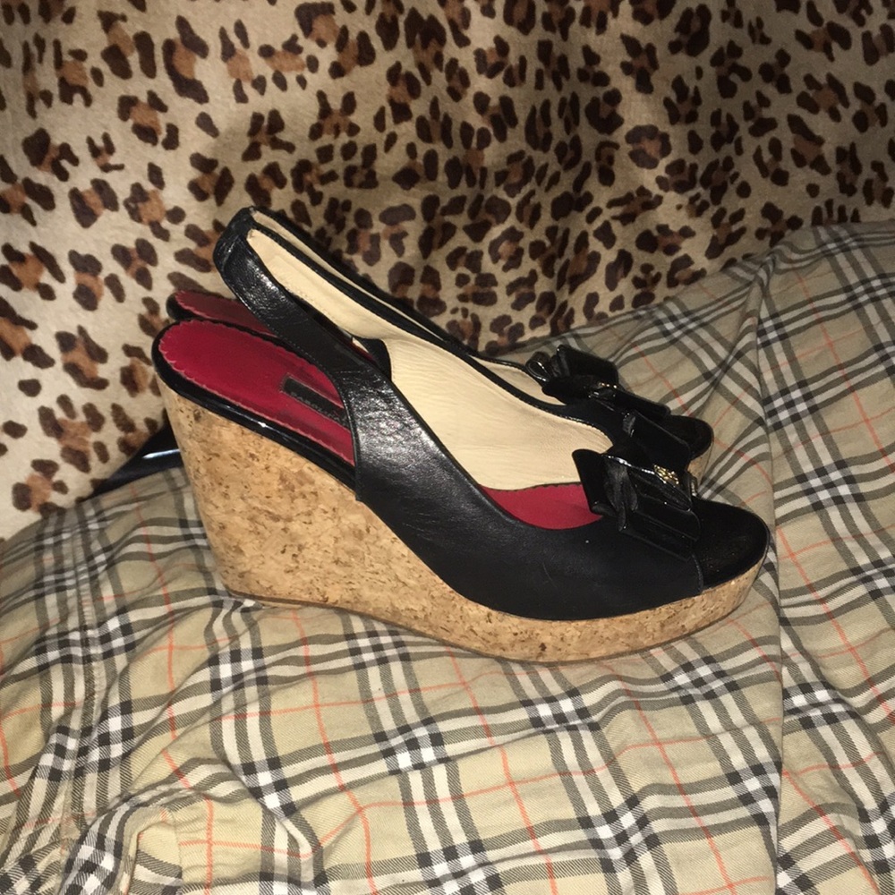 CHCH leather shoes